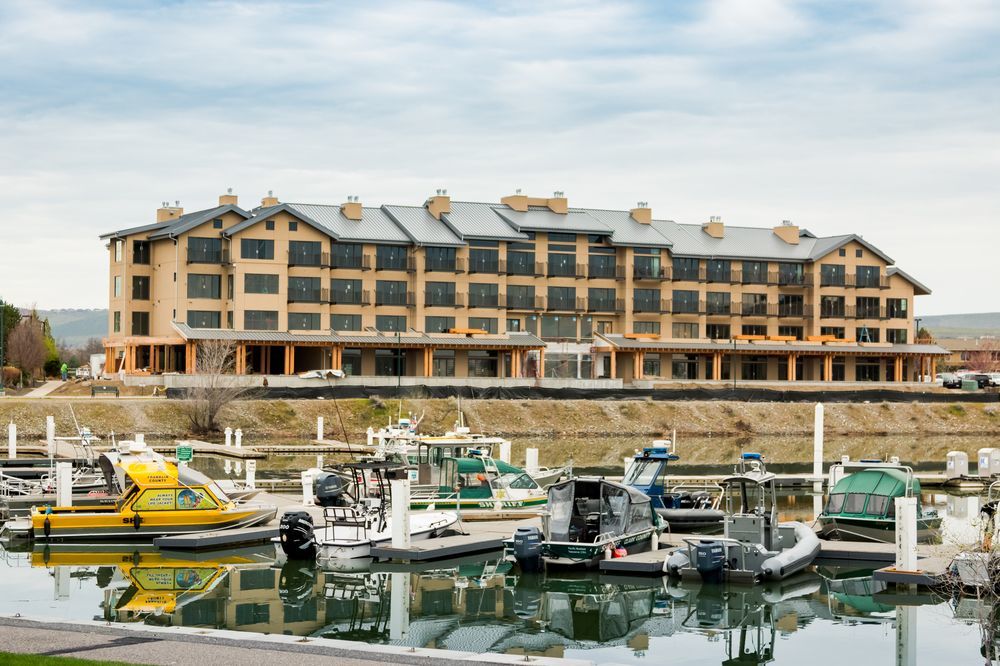 The Lodge At Columbia Point 里奇兰 外观 照片